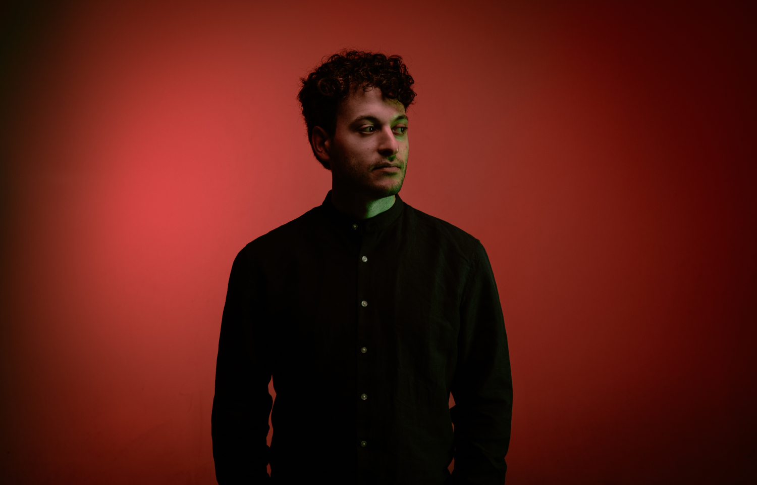 Profile Picture of Ptolemaios Armaos Without the Guitar